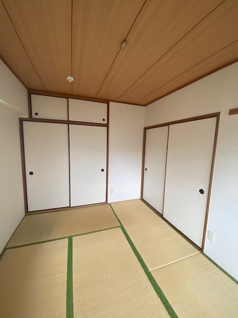 Before：