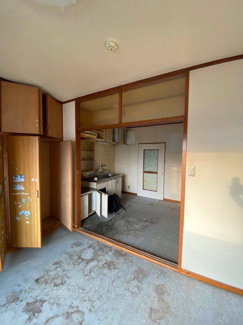 Before：